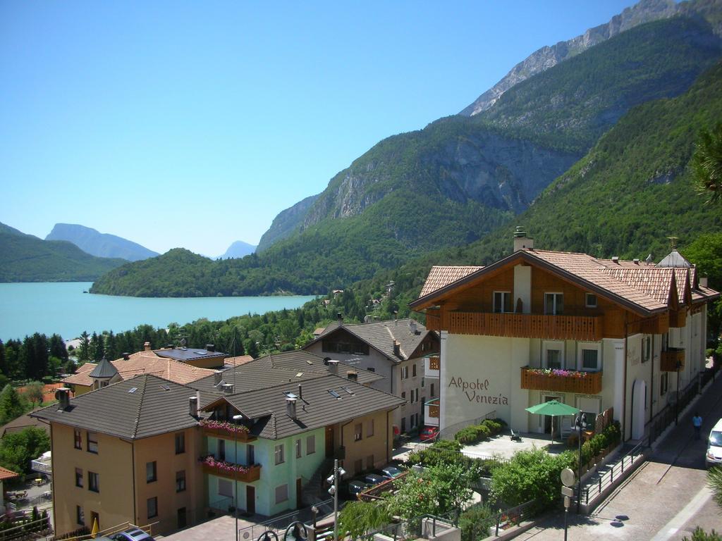 Alpotel Dolomiten Molveno Esterno foto